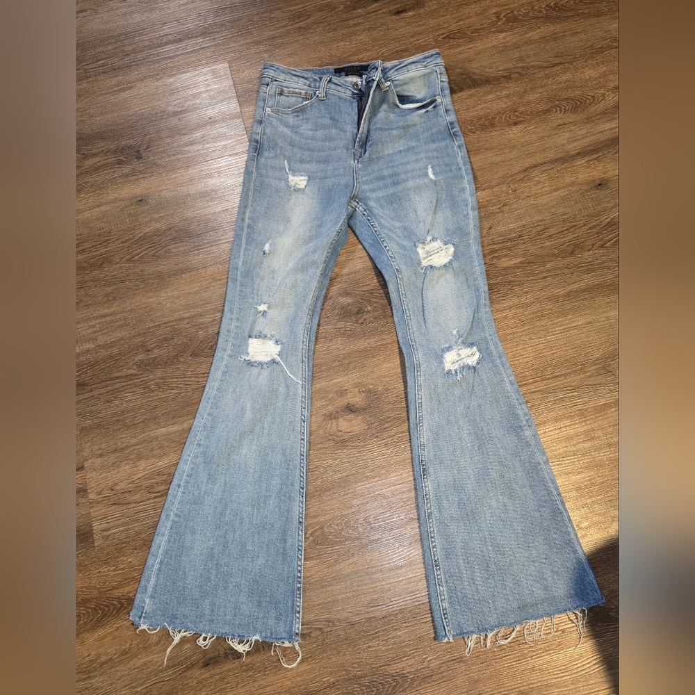Distressed Flare Jeans - Risen